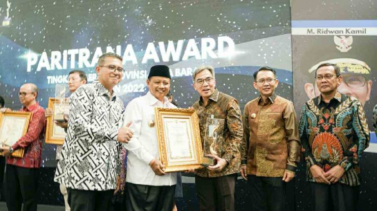 bank bjb Raih Penghargaan Paritrana 2022 di Tingkat Provinsi Jawa Barat