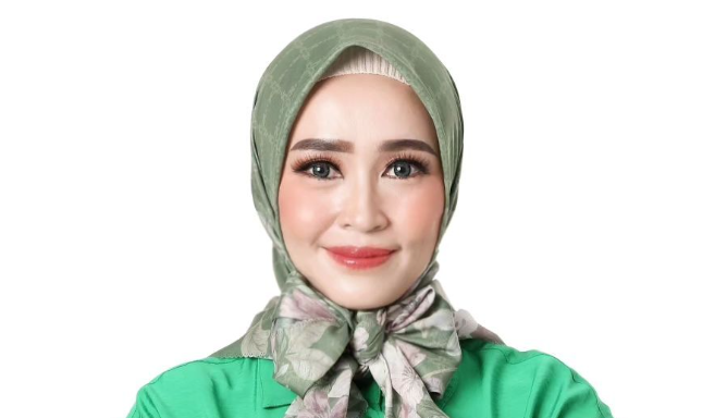 Profil Anis Khairunnisa, Putri Panji Gumilang Pimpinan Al-Zaytun