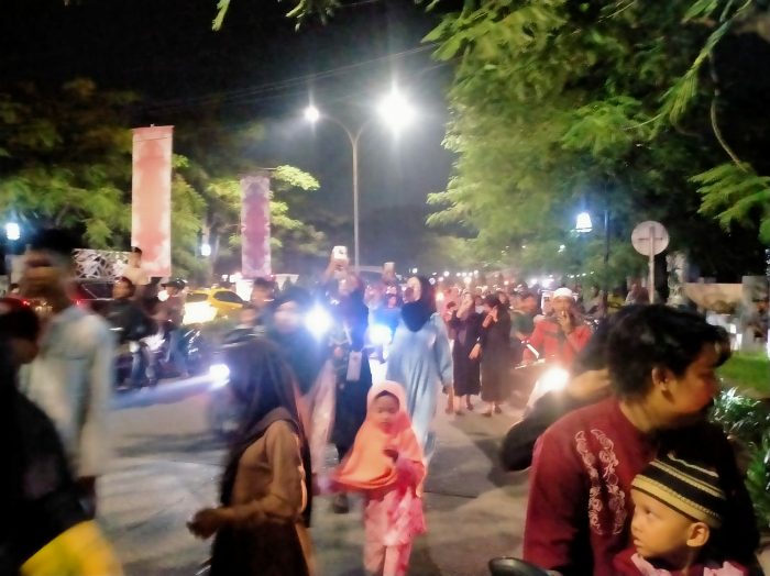 Pawai Obor Meriah Menyambut 1 Muharram 1445 H di Sukadamai Kota Bogor