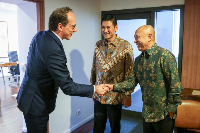 KemenKopUKM Promosi Fesyen Lokal Ke Pasar Global