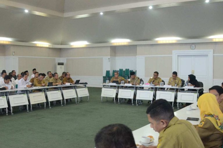 Bahas Pemilu 2024, Plt Bupati, KPU, PPK dan Camat se-Kabupaten Bogor Rapat Bersama