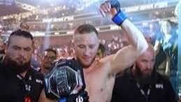 Hasil UFC 291: Justin Gaethje Menang di Octagon dengan Pukulan Mematikan!