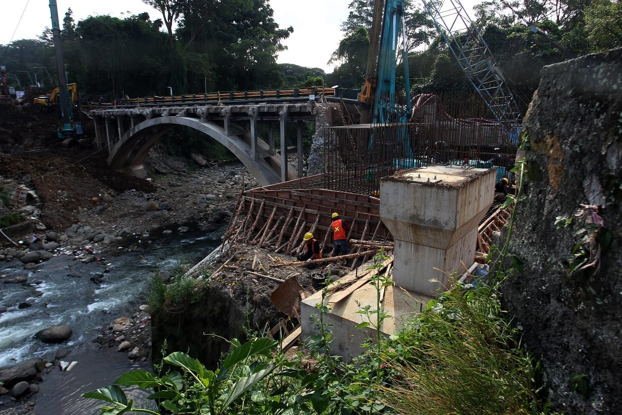 Jembatan Otista