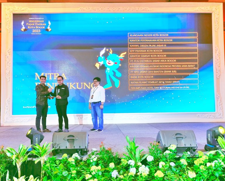 PLN UP3 Bogor Raih Penghargaan dari Pemkot Bogor sebagai Mitra Pendukung Pengelolaan Pajak Daerah