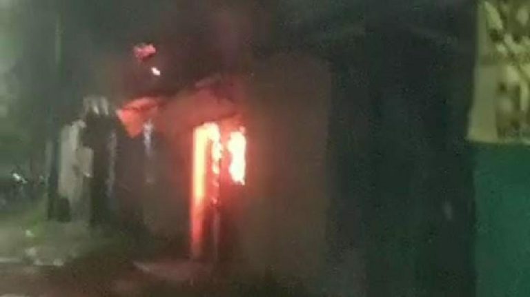 Satu Rumah dan Tiga Kontrakan di Menteng Kota Bogor Kebakaran, 6 Unit Mobil Pemadam Dikerahkan