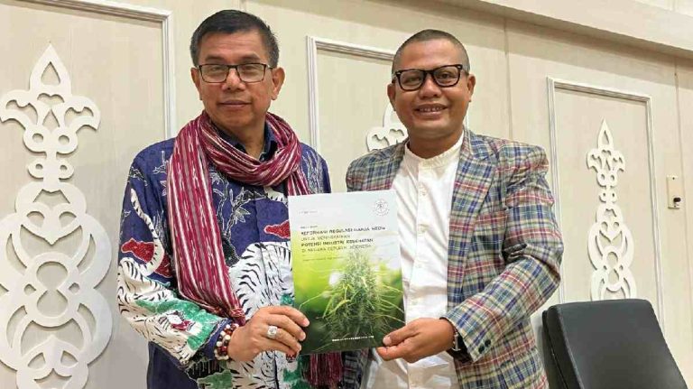 Yayasan Sativa Nusantara Serahkan Policy Brief Ganja Medis ke Parpol Politik Peserta Pemilu 2024