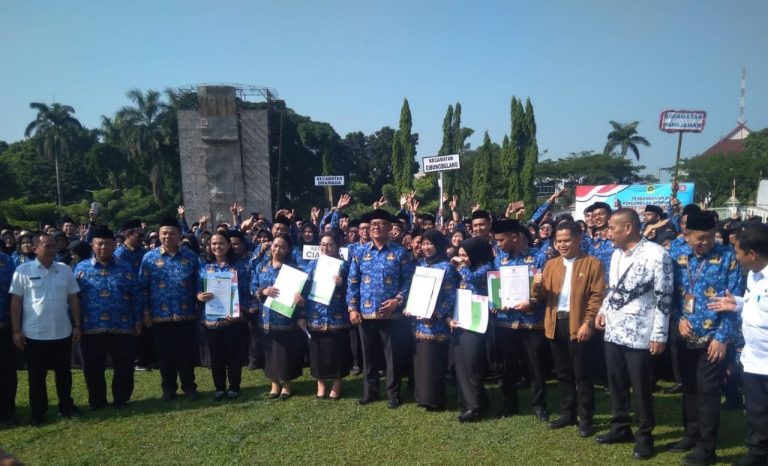 Pemkab Bogor Lantik 2.981 Guru Honorer Jadi PPPK