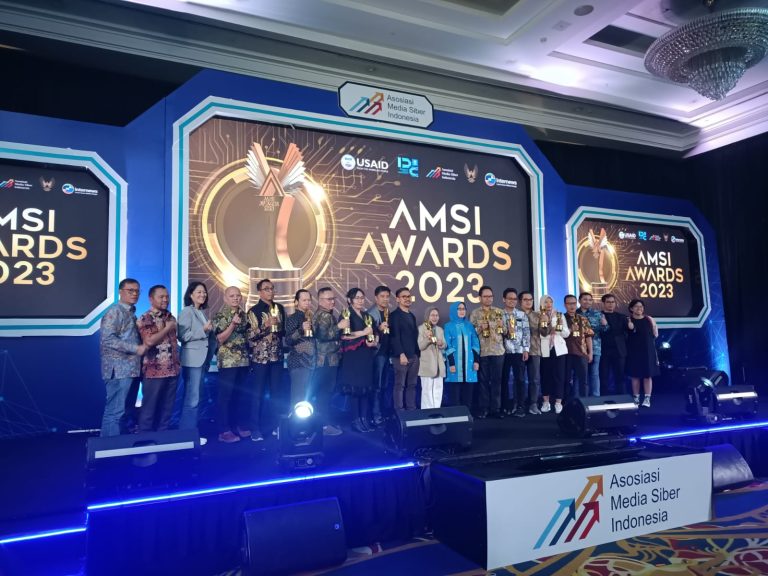 AMSI Awards Beri Apresiasi 12 Media Online