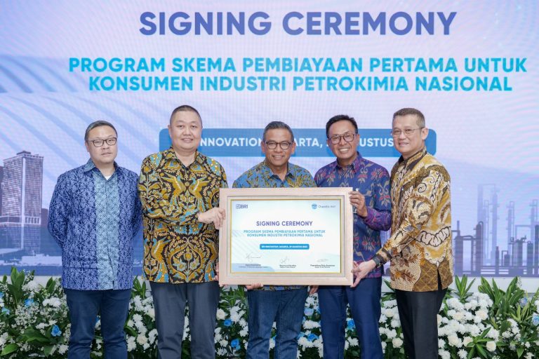 BRI Dukung Rantai Pasok Industri Petrokimia Nasional, Jalin Kerja Sama dengan Chandra Asri  