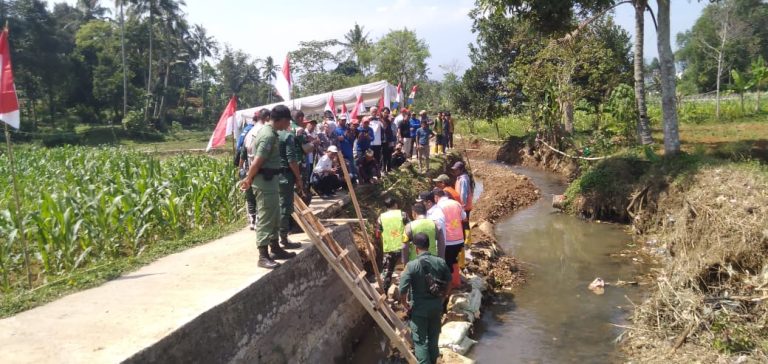 Atasi Gagal Panen, Sukamahi Bangun TPT dengan Biaya Samisade