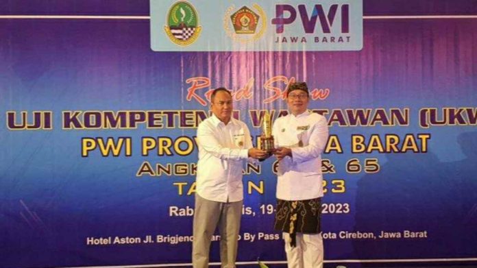 Kolaborasi Pemprov - PWI Jabar Sukses Selenggarakan UKW di 8 Daerah