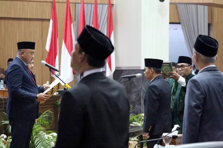 Lantik Yopi Iskandar Sebagai Anggota DPRD Kabupaten Bogor, Ini Harapan Rudy Susmanto