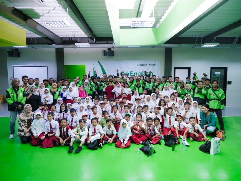 Gojek Gandeng Gramedia Academy Luluskan Ribuan Anak Mitra Driver