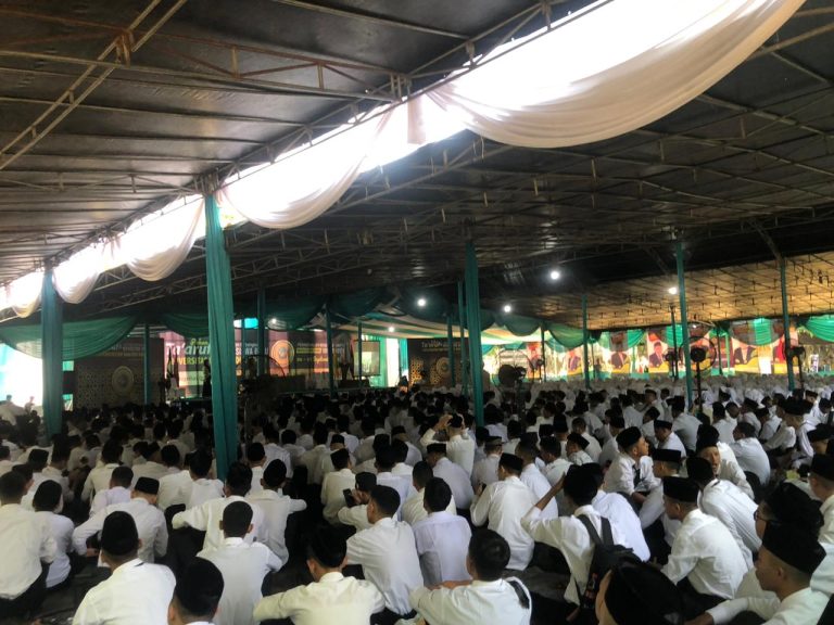 Ratusan Mahasiswa Baru UIKA Bogor Ikuti Pekan Taaruf. Rektor: Ini Kampus No 1 Se Jabar-Banten
