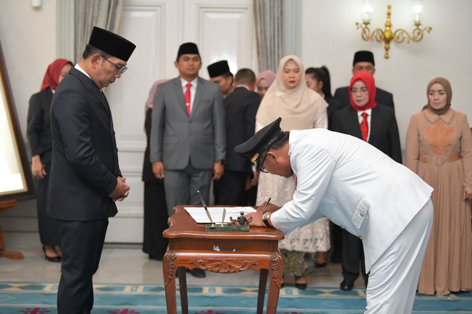 Iwan Setiawan dilantik jadi Bupati Bogor