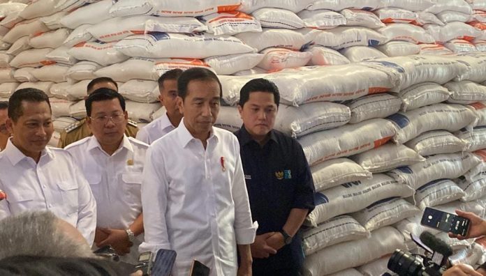 Jokowi gudang beras bulog dramaga