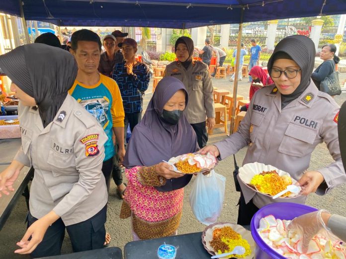 Polresta Bogor Kota jumat berkah sarapan gratis