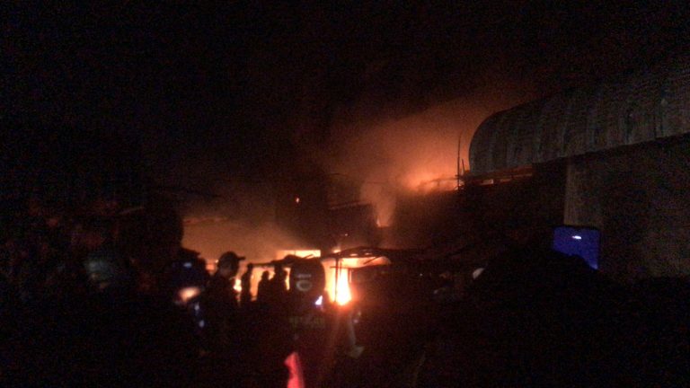 Pasar Leuwiliang Bogor Kebakaran, Damkar Masih Padamkan Api