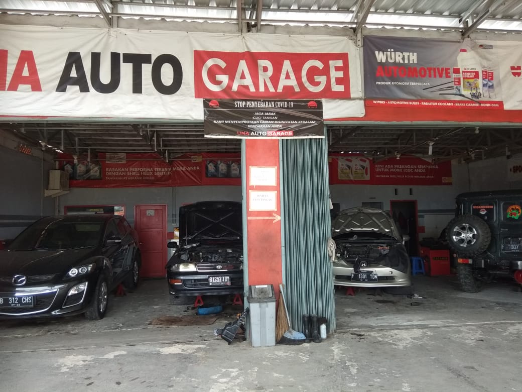 Bengkel mobil Una Auto Garage di Sindangbarang, Kecamatan Bogor Barat, Kota Bogor. (Foto: Gibran/Bogordaily.net)