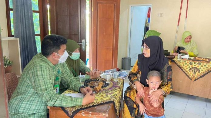 Rumah Sakit (RS) Islam Bogor Gelar Pemeriksaan Kesehatan dan Konsultasi Gratis di Posbindu Kemuning. (Istimewa/bogordaily.net).