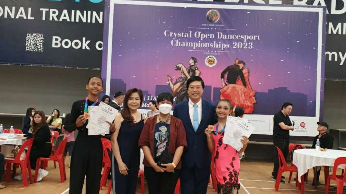 Dua Atlet IODI Ikuti Crystal Open Dancesport Championships 2023