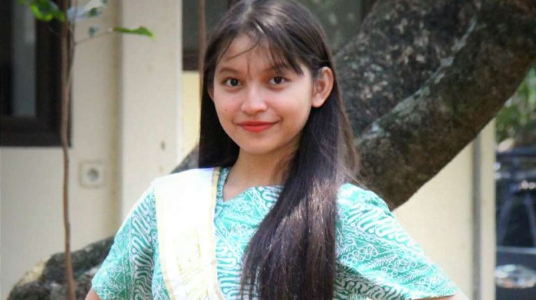 Kanaya Laila Wahda Pelajar SMPN 2 Sukaraja  Wakili Jabar di Final Putri Batik Nasional 2023