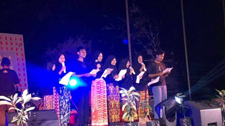 Warga Bogor Tumpah Ruah Nikmati Rekkam Art Festival di Alun-Alun Kota Bogor