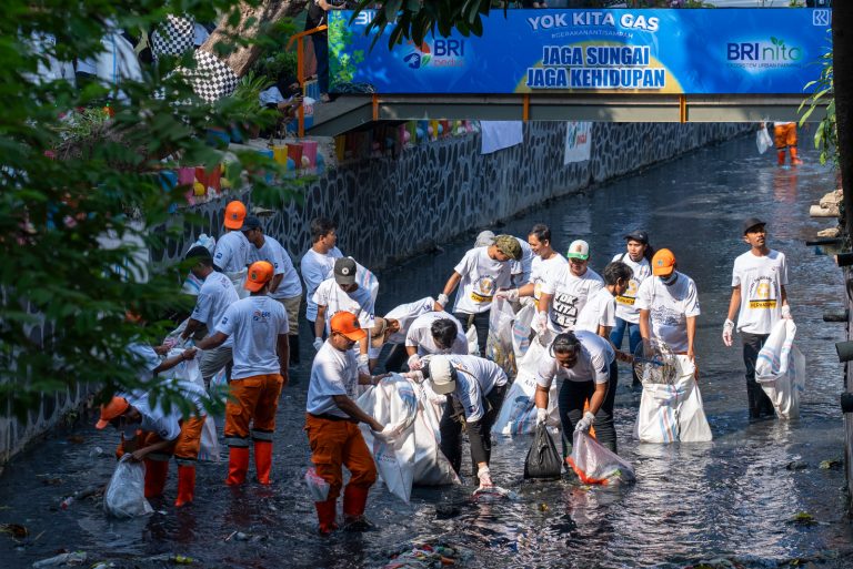 BRI Peduli Jadikan Kampung Bali Jakarta Percontohan dalam Menjaga Ekosistem Lingkungan