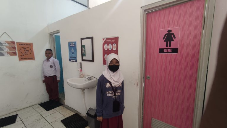 Bangun Toilet di SDN Pengadilan 3 Kota Bogor, Inisiatif Orang Tua Siswa Demi Tingkatkan Kenyamanan