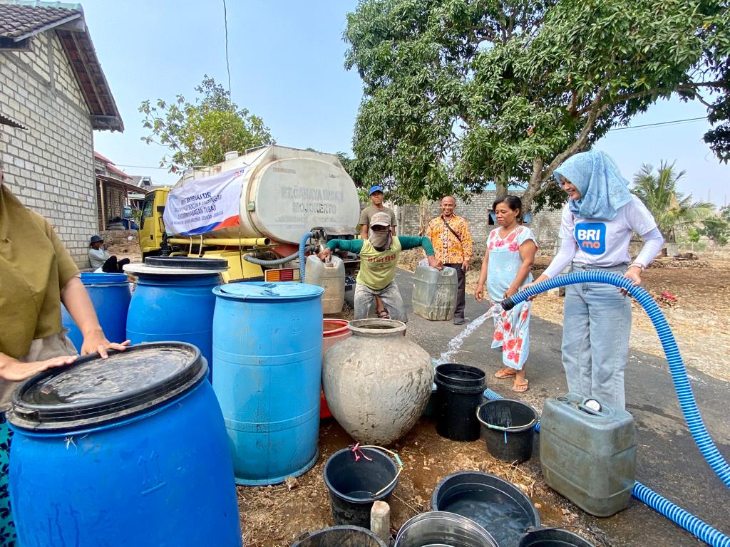 BRI Peduli salurkan air bersih