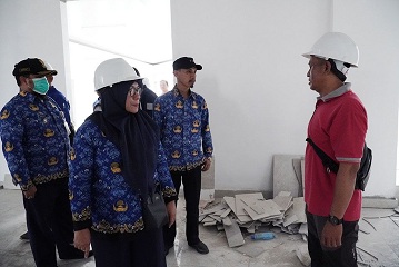 Sekda Kota Bogor Tinjau Pembangunan Tahap Akhir Satap di Tanah Sareal