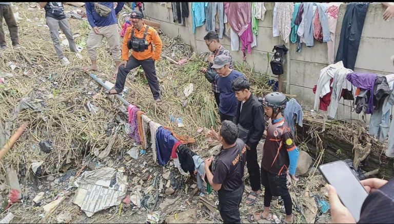Hari Kedua, Korban Terseret Arus Air di Bogor Belum Ditemukan