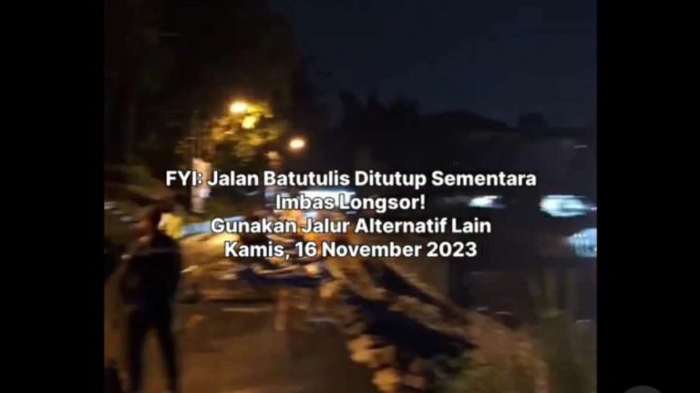 Tanah Longsor Tutup Jalan Batutulis Bogor, Lalulintas Ditutup Sementara!