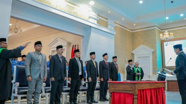 Walikota Bogor Bima Arya Rotasi 7 Pejabat!