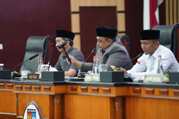 Tok! DPRD Kota Bogor Sahkan Dua Perda Baru