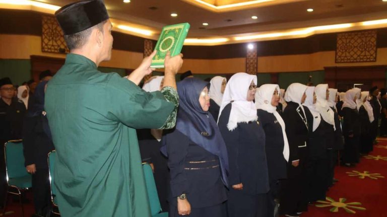 Bupati Bogor Lantik 347 Kepala Sekolah SD, SMP, dan Pengawas Sekolah