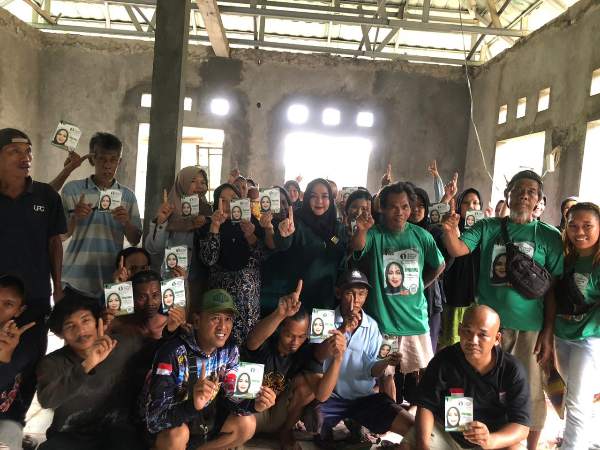 Disambut Meriah, Yasmin Sanad Mancing Bareng Masyarakat Bogor Utara