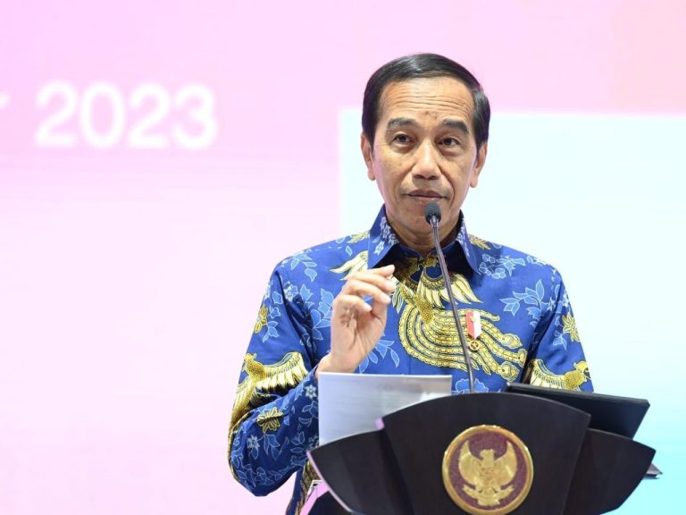 Presiden Joko Widodo Puji Produk UMKM EXPO(RT) BRILIANPRENEUR 2023