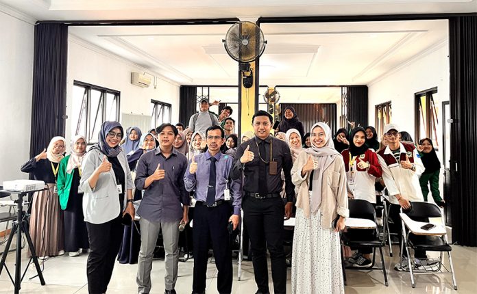 Himmpro Ekonomi Syariah IUQI Bogor dan BJB Syariah bekerja sama dalam menggaungkan haji muda untuk pemuda Kabupaten Bogor.