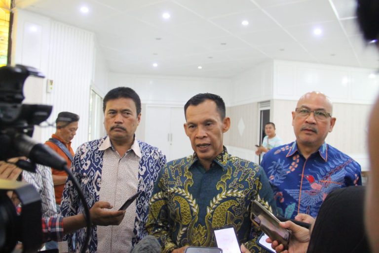 Jaro Ade Sebut Asmawa Tosepu Dapat Membawa Perubahan bagi Kabupaten Bogor