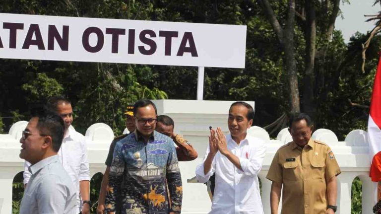 Jembatan Otista Diperlebar, Resmi Dibuka Presiden Jokowi