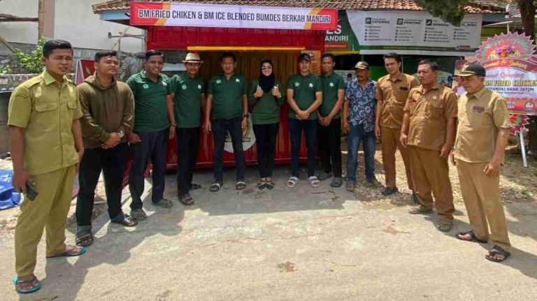 Pemdes Lesong Daja Madura Merayakan Grand Opening Unit Usaha BUMDes Berkah Mandiri