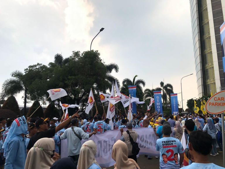 Prabowo-Gibran Konsolidasi Pemenangan, Ribuan Pendukung Padati SICC Bogor