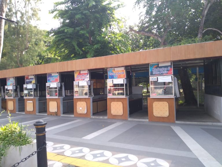 Shelter PKL di Stadion Manahan