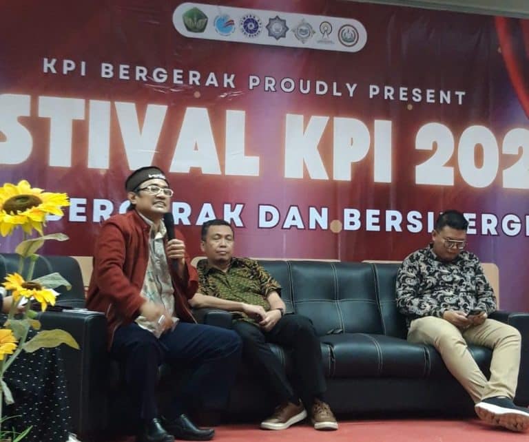 HIMA KPI UIKA Bogor Gelar Seminar Nasional Literasi Media dan Tahun Politik 2024
