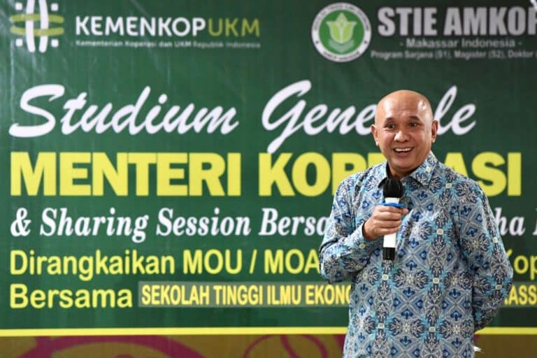 MenKopUKM Ajak STIE AMKOP Makassar Kembangkan Riset Model Bisnis Pendukung Hilirisasi