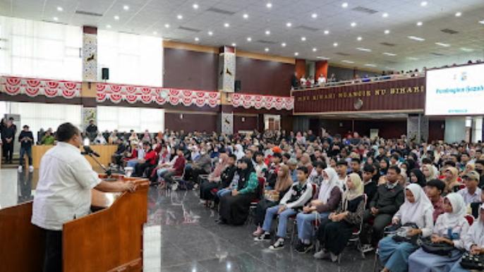 2500 Siswa Dapatkan Ijazah
DPRD Kota Bogor Komitmen Lahirkan Kebijakan Pro Rakyat