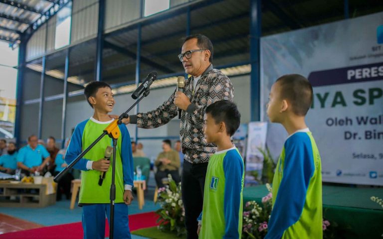 Wali Kota Bogor Resmikan Aliya Sport Hall, Sampaikan 3 Pesan Motivasi