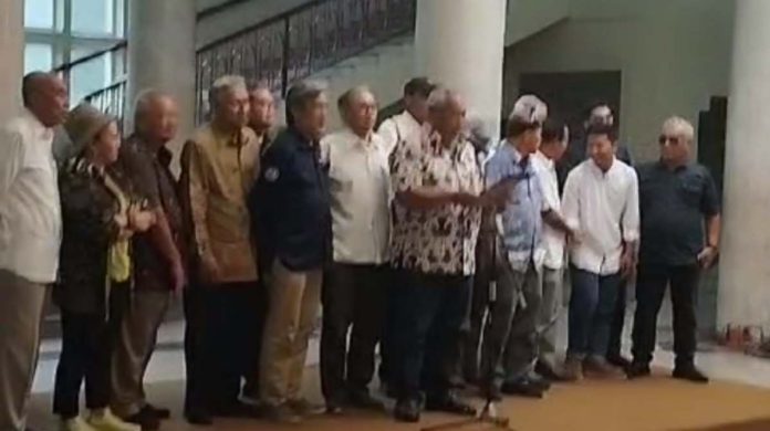 Sudah Kebablasan, Para Guru Besar UGM Sampaikan Petisi Bulaksumur untuk Presiden Jokowi