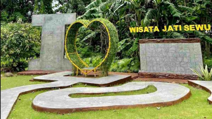 Tiket Masuk Wisata Jati Sewu Gresik, Cocok untuk Liburan Keluarga